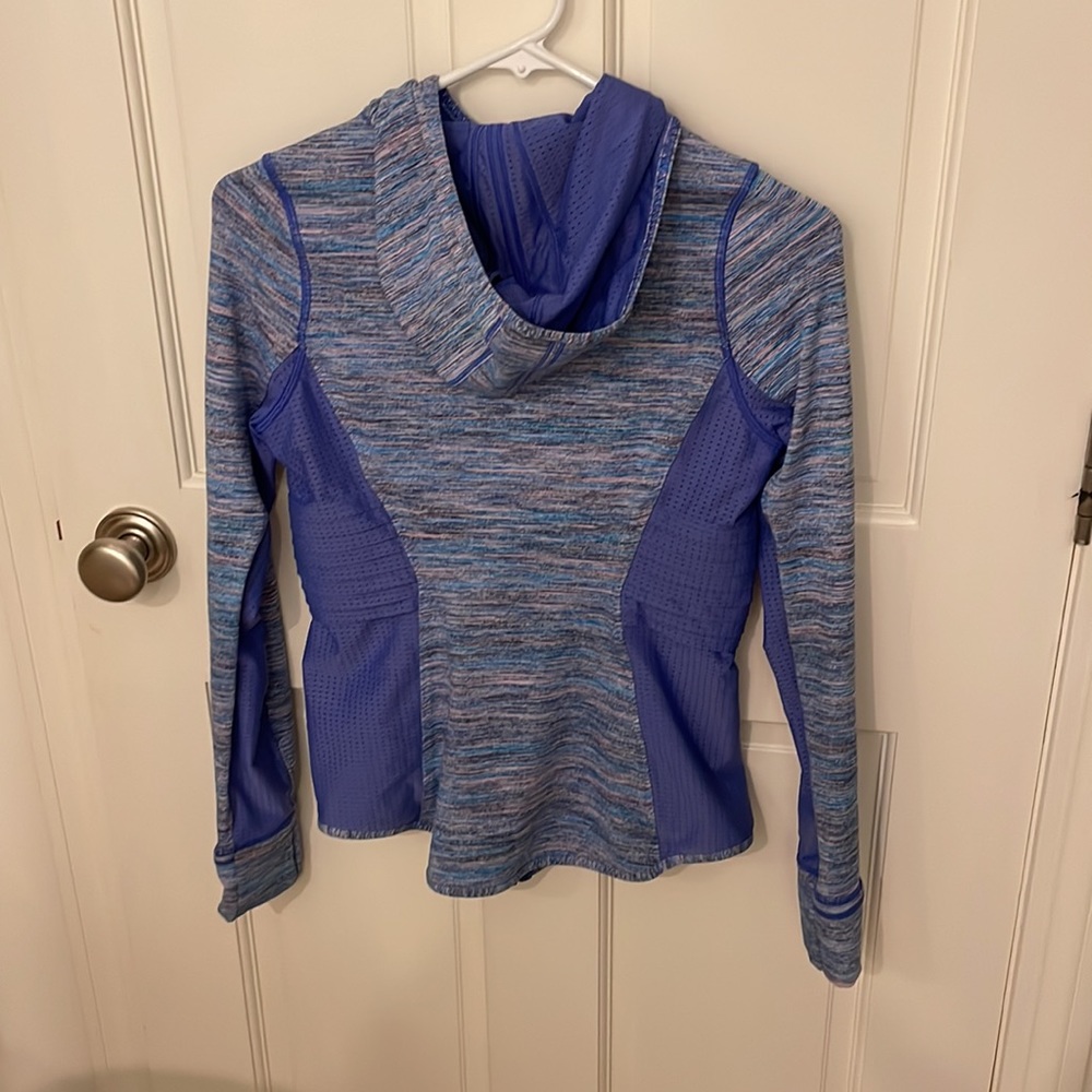 Ivivva Zip up - Picture 2 of 5